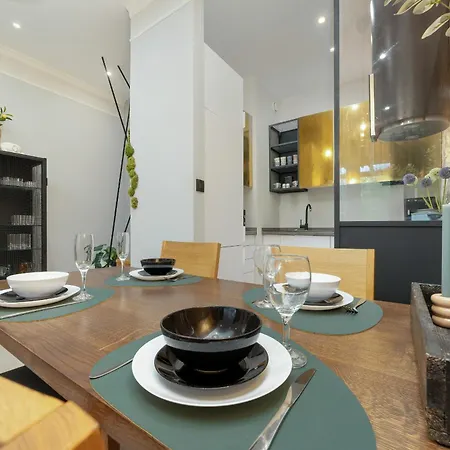 Apartment Dwupietrowy Apartament Dla 7 Osob Z Ogrodkiem By Renters *